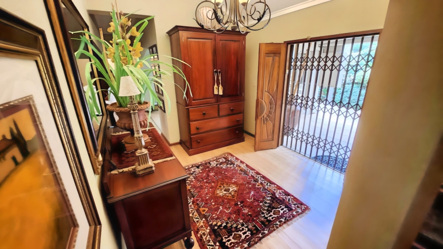5 Bedroom Property for Sale in Doringkruin North West